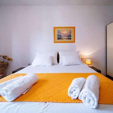 Apartments Lazaric Lopar Ngoại thất bức ảnh