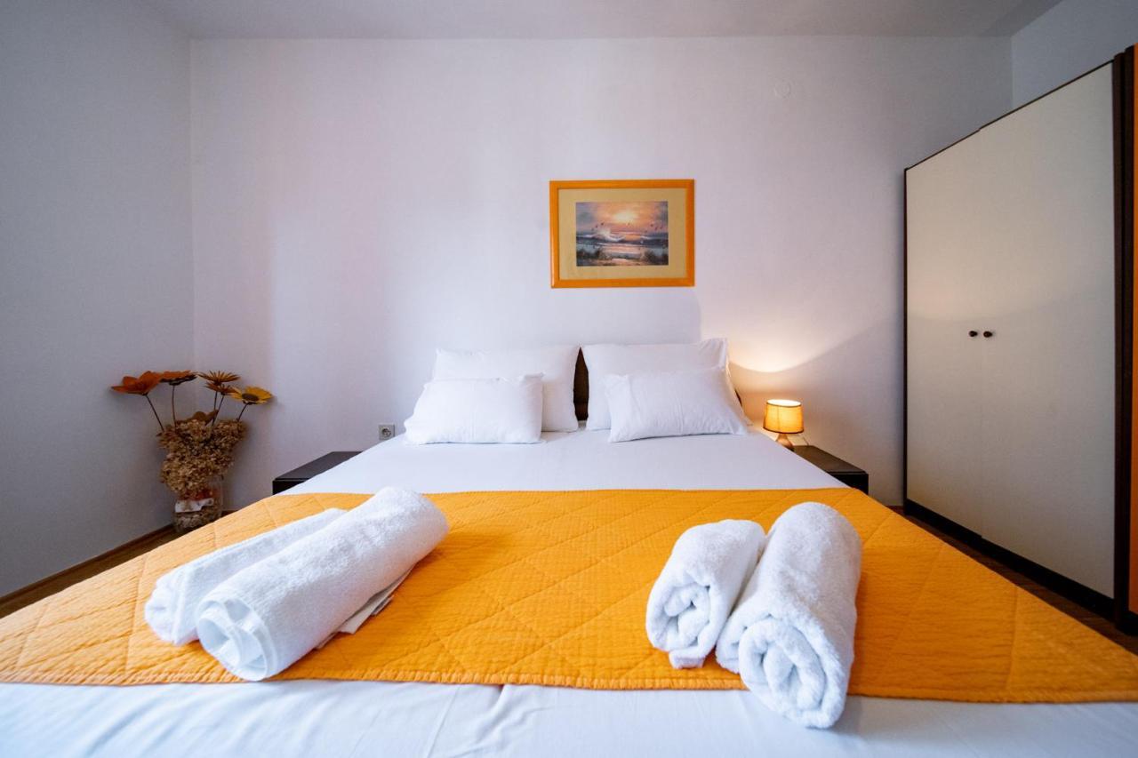 Apartments Lazaric Lopar Ngoại thất bức ảnh