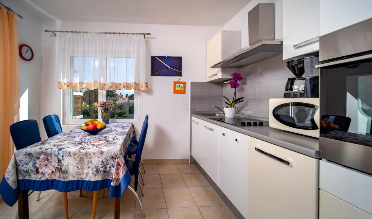 Apartments Lazaric Lopar Ngoại thất bức ảnh